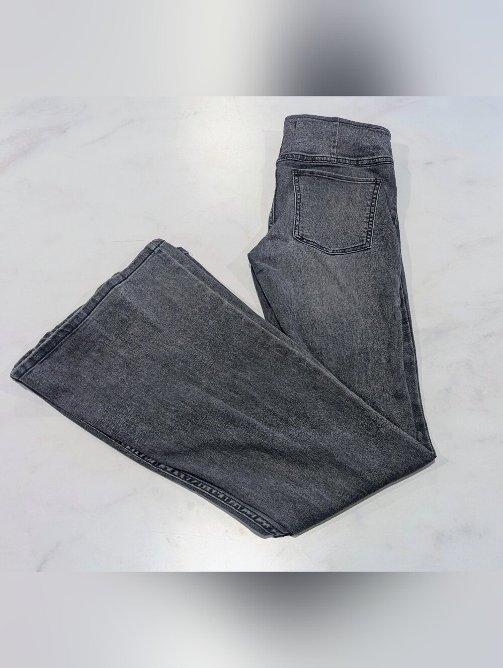 Women’s High-Rise Flare Leg Jeans in Charcoal Gray